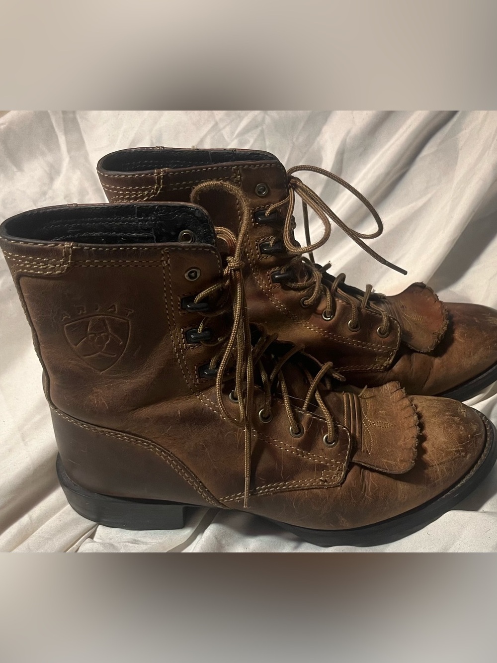Ladies Ariat Size 6 B Lace Up Leather Boots Brown - Picture 4 of 7